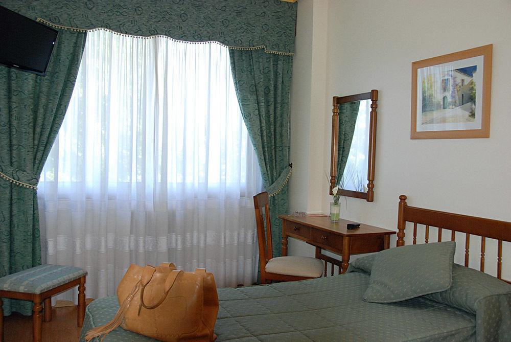 Hotel America Феррол Экстерьер фото