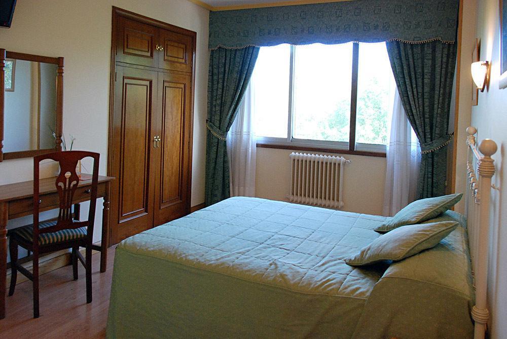 Hotel America Феррол Экстерьер фото
