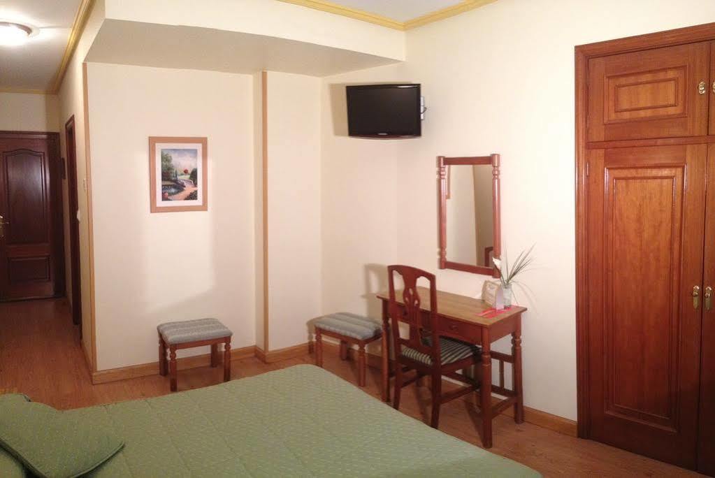 Hotel America Феррол Экстерьер фото