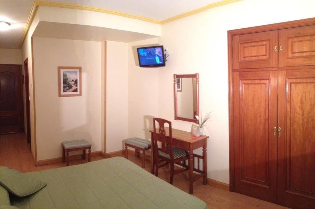 Hotel America Феррол Экстерьер фото
